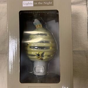 Bee ceramic night light